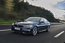 Der neue BMW M550i xDrive wird bis auf weiteres die Spitzenposition im Line-up der neuen BMW 5er Reihe einnehmen. 